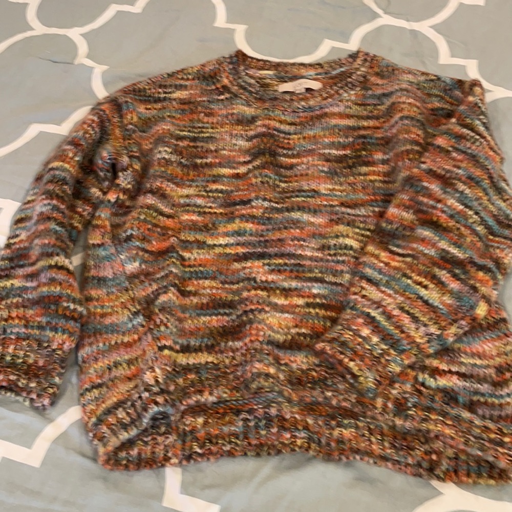 Soft sweater with multi colors